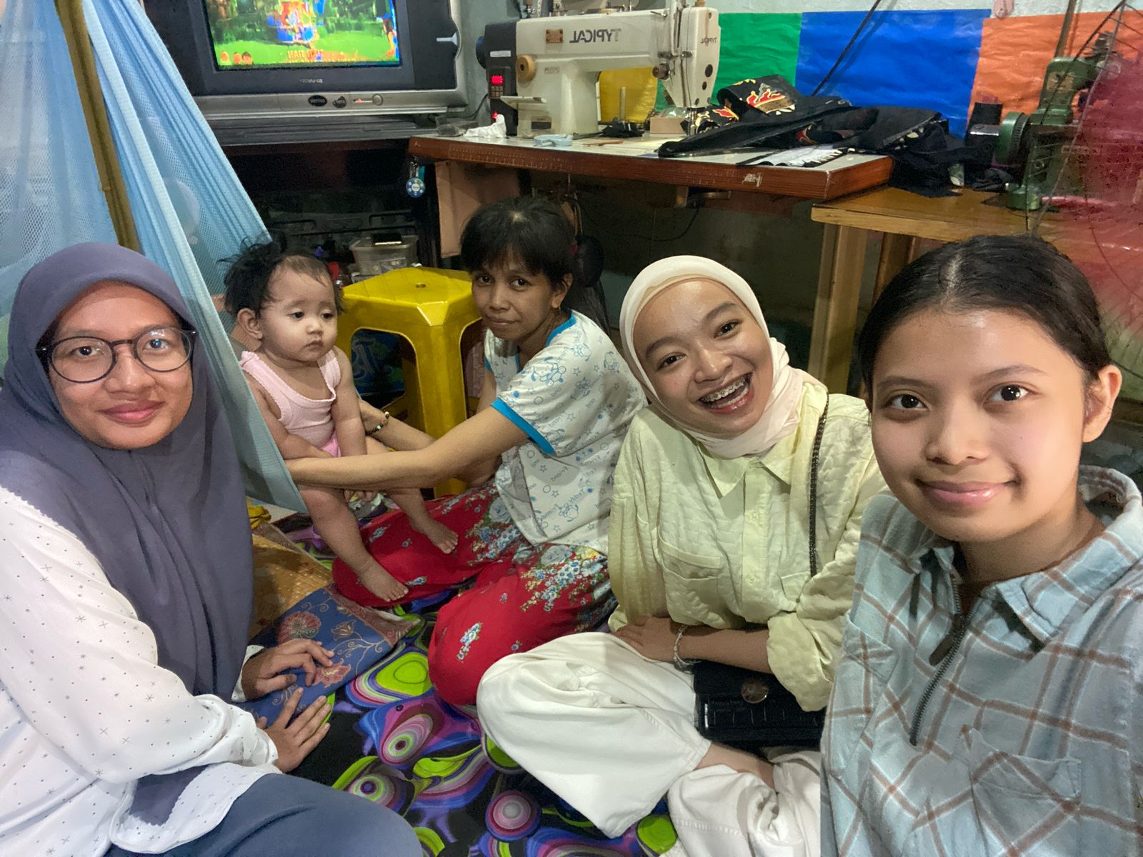 Kunjungan Keenam dengan adik Dinara